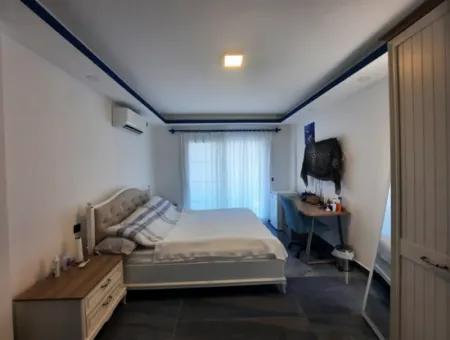 Muğla Dalyanda Satılık Yüzme Havuzlu Müstakil Lüks Villa