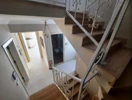 Muğla Ortaca Okçularda 200 M2 5+1 Yüzme Havuzlu Müstakil Eşyalı Villa Yıllık Kiralık