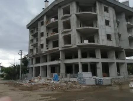 Muğla Dalaman Merkezde 900 M2 Sıfır İşyeri Satılık