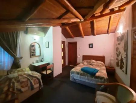 Muğla Ortaca Gökbelde Ful Deniz Ve Göl Manzaralı Otel Satılık
