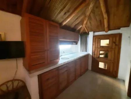 Muğla Ortaca Gökbelde Ful Deniz Ve Göl Manzaralı Otel Satılık