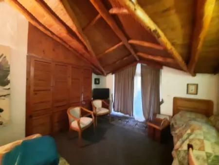 Muğla Ortaca Gökbelde Ful Deniz Ve Göl Manzaralı Otel Satılık