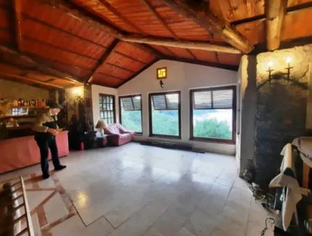 Muğla Ortaca Gökbelde Ful Deniz Ve Göl Manzaralı Otel Satılık