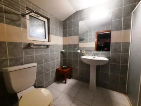 Muğla Ortaca Gökbelde Ful Deniz Ve Göl Manzaralı Otel Satılık