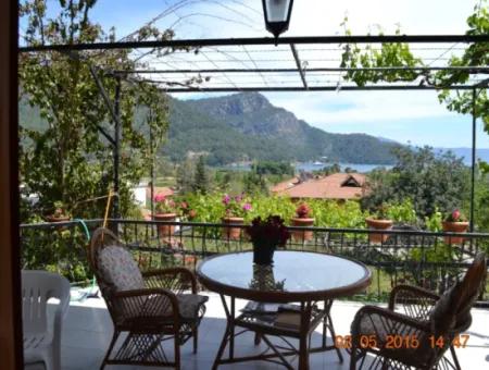 Köyceğiz Ekincik Te Satılık Deniz Manzaralı 748 M2 Müstakil Arsada 170 M2, 3+1 Villa