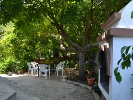 Köyceğiz Ekincik Te Satılık Deniz Manzaralı 748 M2 Müstakil Arsada 170 M2, 3+1 Villa
