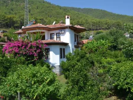 Köyceğiz Ekincik Te Satılık Deniz Manzaralı 748 M2 Müstakil Arsada 170 M2, 3+1 Villa