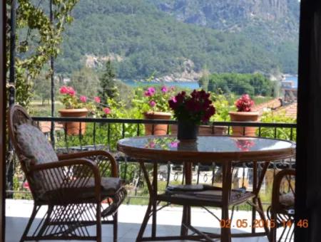 Köyceğiz Ekincik Te Satılık Deniz Manzaralı 748 M2 Müstakil Arsada 170 M2, 3+1 Villa