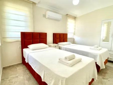 Muğla Ortaca Dalyan Da Havuzlu 4+1  Günlük Kiralık Villa