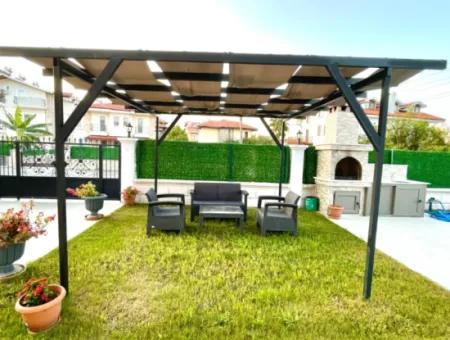 Muğla Ortaca Dalyan Da Havuzlu 4+1  Günlük Kiralık Villa