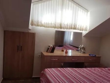 Foça Da Eşyalı Kiralık Çatı Katı Daire