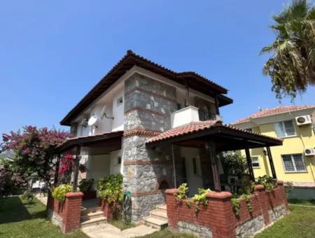Muğla Dalyan Da 6 Villalık Sitede 3+1  Bağımsız  Eşyalı Taş Villa Kiralık