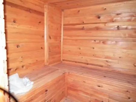 Okçular Da Satılık Yüzme Havuzlu Müstakil Villa