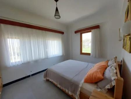 Muğla Köyceğiz Kavakarasında  2400 M2 Arsada 2 Adet 1+1  Daire Kiralık