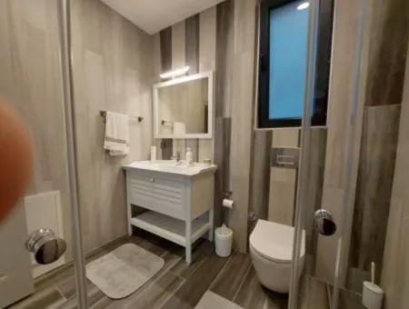 Muğla Dalyanda Kanala Sıfır 2.600 M2 Müstakil Arsada 8 Adet Sıfır Villa Turizm İşletme İçin Kiralık