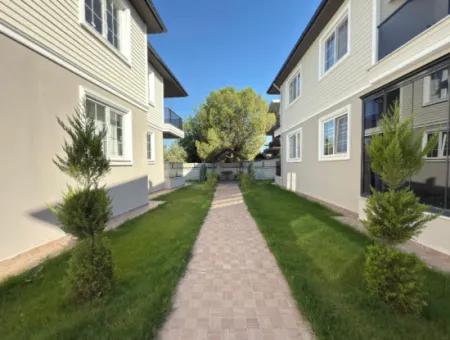 Ortaca Cumhuriyette Havuzlu 1+1 Daire Satılık