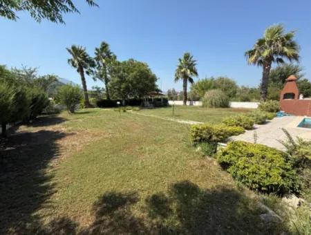 Ortaca, Dalyan 4.500M2 Arazide Yüzme  Havuzlu 3+1, 100 M2 Villa Satılık