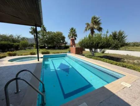 Ortaca, Dalyan 4.500M2 Arazide Yüzme  Havuzlu 3+1, 100 M2 Villa Satılık