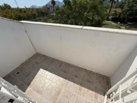 Ortaca, Dalyan 4.500M2 Arazide Yüzme  Havuzlu 3+1, 100 M2 Villa Satılık