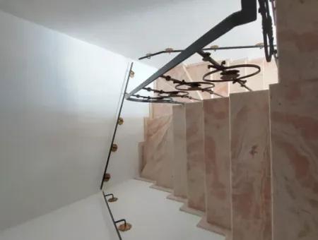 Muğla Dalyan’da Turizm Yatırımına Uygun 3.500 M² Arazide Evler Satılık