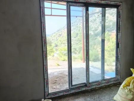 Ortaca Gökbel De  763 M2 Arazide, Kaba İnşaat 1+1 Prefabrik Ev Satılık