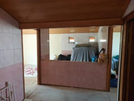 Muğla Ortaca Okçular’da Yüzme Havuzlu, Dağ Ve Doğa Manzaralı Müstakil Ev Satılık