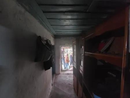 Muğla Fethiye İnlice’de Doğa İçinde Satılık Tapulu Köy Evi